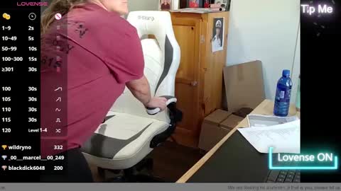 Snapshot of curiouscouple3143 chatting on 17, 2, 2025 curious couple online show from 17, 2, 2025