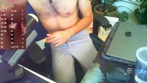 Snapshot of curiousgenie chatting on 23, 11, 2025 curiousgenie online show from 23, 11, 2025