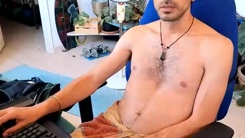 Snapshot of curiousgenie chatting on 8, 5, 2026 curiousgenie online show from 8, 5, 2026