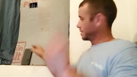 Snapshot of curiousguyhere6 chatting on 28, 9, 2025 curiousguyhere6 online show from 28, 9, 2025