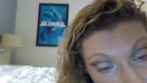 Snapshot of curiouslyjenn chatting on 2, 7, 2026 Curiously Jenns Room online show from 2, 7, 2026