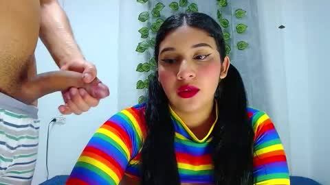 Snapshot of curiuscouplehot chatting on 16, 11, 2025 Pablo and emma online show from 16, 11, 2025