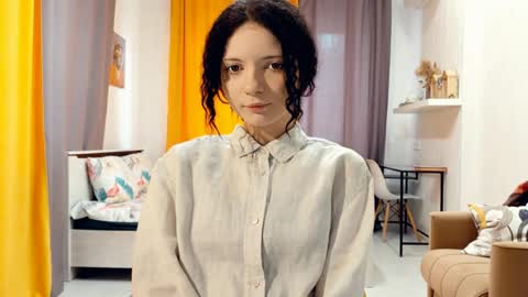 Kira online show from 19, 4, 2026