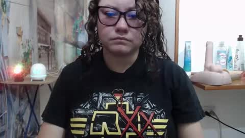 Vannesa online show from 5, 3, 2026