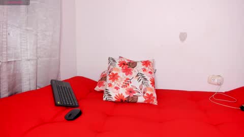 Curly  -  OF- CURLY SWEETT online show from 18, 2, 2025