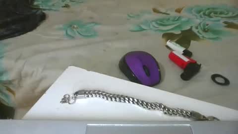 curvey_brown_girl online show from 7, 5, 2026