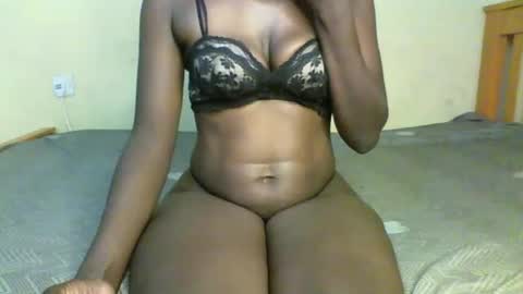 Snapshot of curvious_lilah chatting on 6, 1, 2026 curvious lilah online show from 6, 1, 2026