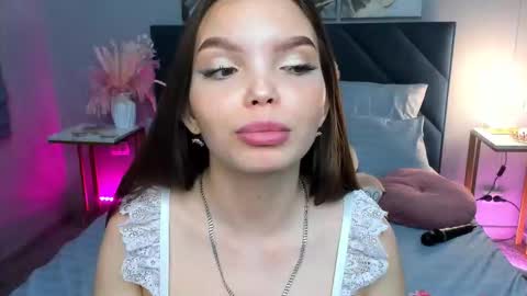 Snapshot of curvy_dynamite chatting on 10, 9, 2025 Sammy online show from 10, 9, 2025