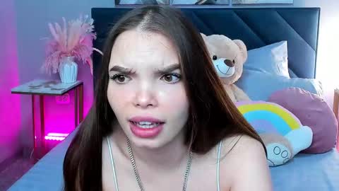 Snapshot of curvy_dynamite chatting on 13, 10, 2025 Sammy online show from 13, 10, 2025