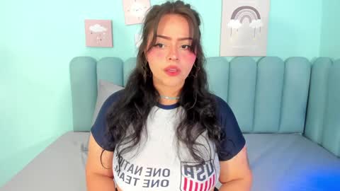 Snapshot of curvy_rousi chatting on 28, 1, 2025 Rosie online show from 28, 1, 2025