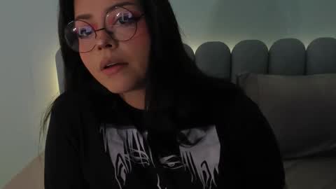 Snapshot of curvy_rousi chatting on 21, 10, 2025 Rosie online show from 21, 10, 2025