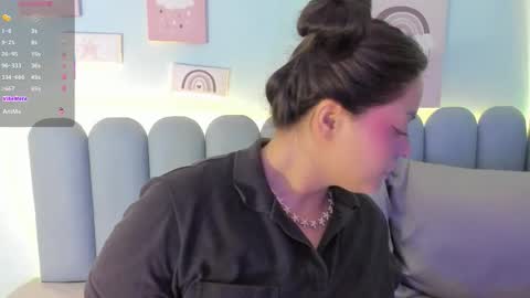 Snapshot of curvy_rousi chatting on 28, 10, 2025 Rosie online show from 28, 10, 2025