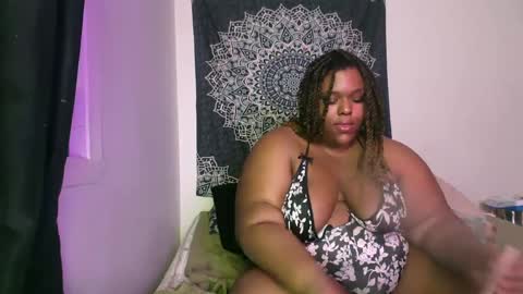 Snapshot of curvybcelinemixe chatting on 25, 2, 2025 Cline online show from 25, 2, 2025