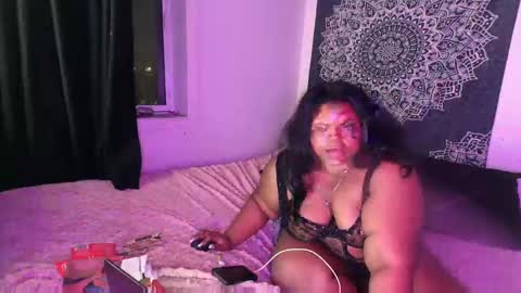 Snapshot of curvybcelinemixe chatting on 12, 3, 2025 Cline online show from 12, 3, 2025