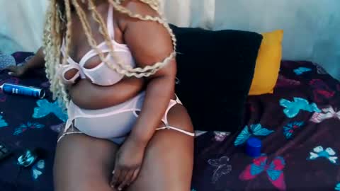Snapshot of curvydarkfatass chatting on 11, 7, 2026 curvydarkfatass online show from 11, 7, 2026