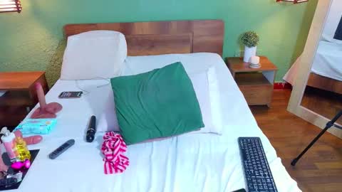 Danna online show from 19, 12, 2025