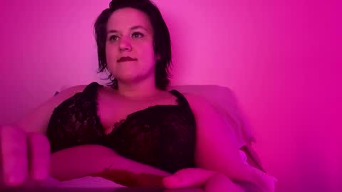 Snapshot of curvyflora chatting on 22, 2, 2025 CurvyFlora online show from 22, 2, 2025