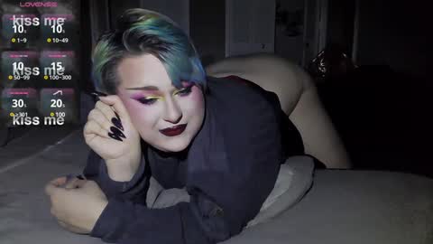 Snapshot of curvygothfemboy chatting on 27, 1, 2025 Curvygothfemboy online show from 27, 1, 2025