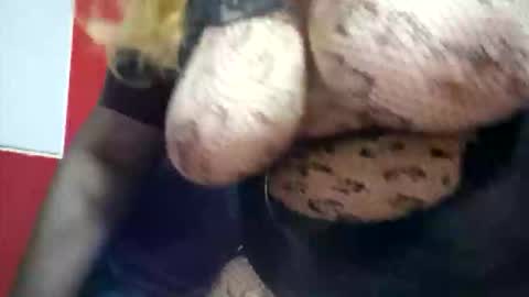 Snapshot of curvypamela674 chatting on 29, 10, 2025 curvypamela674 online show from 29, 10, 2025