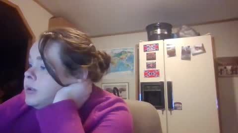 Snapshot of curvyplayday chatting on 1, 1, 2025 dahlia -kim online show from 1, 1, 2025