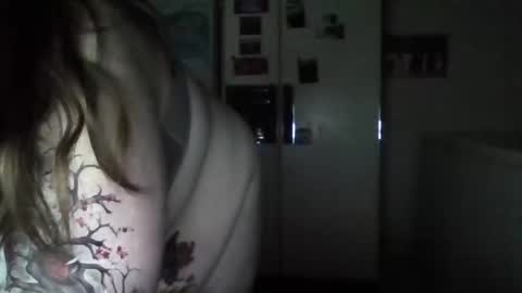 Snapshot of curvyplayday chatting on 25, 1, 2025 dahlia -kim online show from 25, 1, 2025