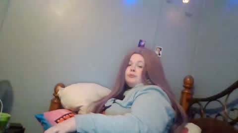 Snapshot of curvyplayday chatting on 21, 2, 2025 dahlia -kim online show from 21, 2, 2025