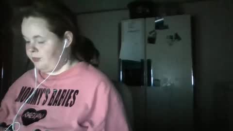 Snapshot of curvyplayday chatting on 19, 9, 2025 dahlia -kim online show from 19, 9, 2025