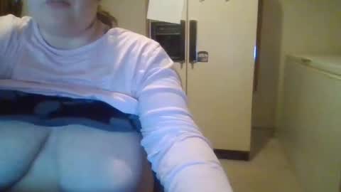 Snapshot of curvyplayday chatting on 30, 9, 2025 dahlia -kim online show from 30, 9, 2025