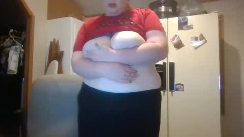 Snapshot of curvyplayday chatting on 1, 10, 2025 dahlia -kim online show from 1, 10, 2025