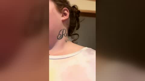 Snapshot of curvyplayday chatting on 19, 12, 2025 dahlia -kim online show from 19, 12, 2025