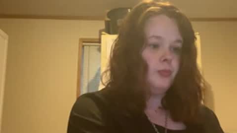 Snapshot of curvyplayday chatting on 16, 5, 2026 dahlia -kim online show from 16, 5, 2026