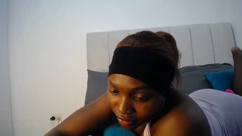 Liya online show from 1, 10, 2025