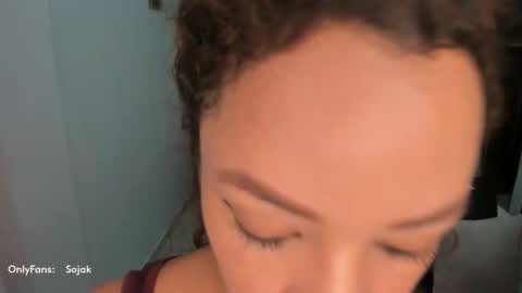 Snapshot of cute_brunett chatting on 27, 9, 2025 Sara online show from 27, 9, 2025