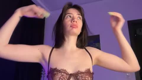cute_bubbles online show from 23, 4, 2026