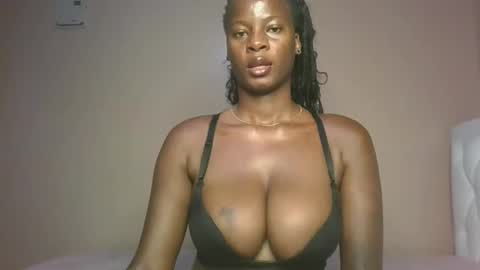 Snapshot of cute_dani01 chatting on 11, 9, 2025 Dani online show from 11, 9, 2025