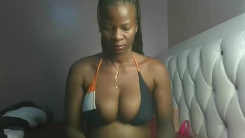 Snapshot of cute_dani01 chatting on 26, 9, 2025 Dani online show from 26, 9, 2025