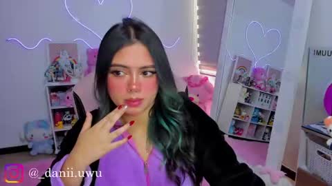 Snapshot of cute_dani__ chatting on 10, 6, 2026 Dani online show from 10, 6, 2026