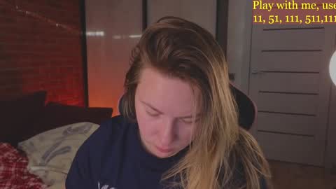 Everyday stream in the same time online show from 26, 12, 2024