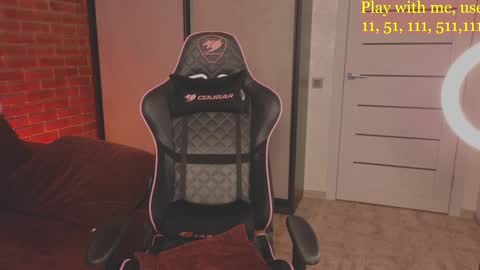 Everyday stream in the same time online show from 28, 1, 2025