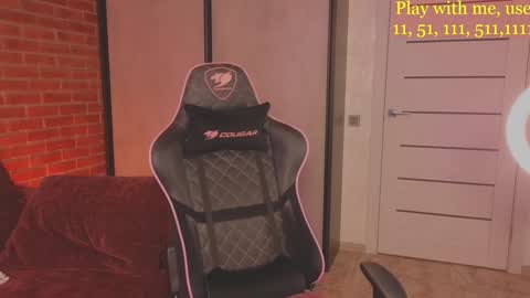 Everyday stream in the same time online show from 8, 2, 2025