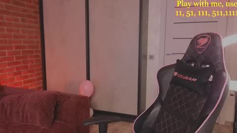 Everyday stream in the same time online show from 28, 2, 2025