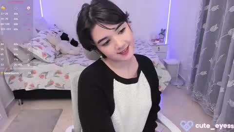 Cute online show from 16, 10, 2025