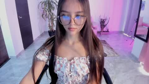 Bella Fox online show from 7, 4, 2026