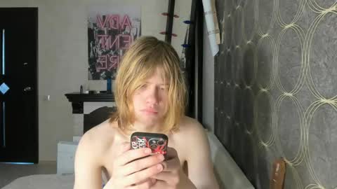 Snapshot of cute_grecha chatting on 29, 4, 2026 Grisha online show from 29, 4, 2026