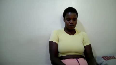 Snapshot of cute_heaven chatting on 11, 9, 2025 cute_heaven online show from 11, 9, 2025