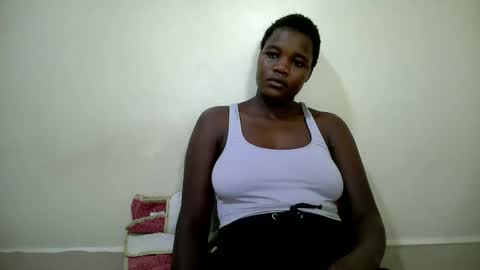 Snapshot of cute_heaven chatting on 18, 9, 2025 cute_heaven online show from 18, 9, 2025