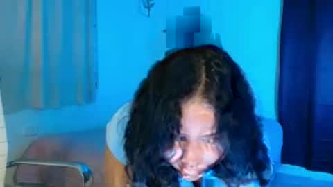 cute_hippo8 online show from 15, 6, 2026