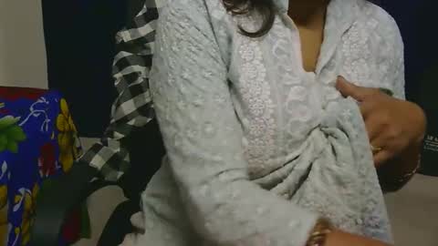 Snapshot of cute_kashmira99 chatting on 6, 11, 2025 kashmira online show from 6, 11, 2025