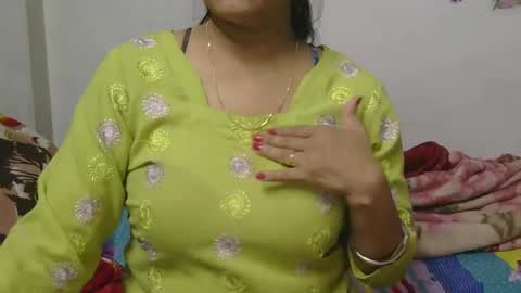 Snapshot of cute_kashmira99 chatting on 14, 11, 2025 kashmira online show from 14, 11, 2025