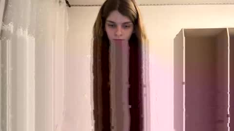 cute_kitte online show from 1, 2, 2025